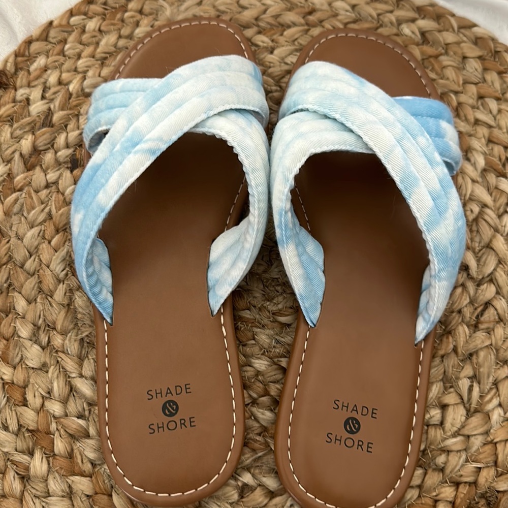 Shade & Shore Tie Dye Blue Sky Sandals